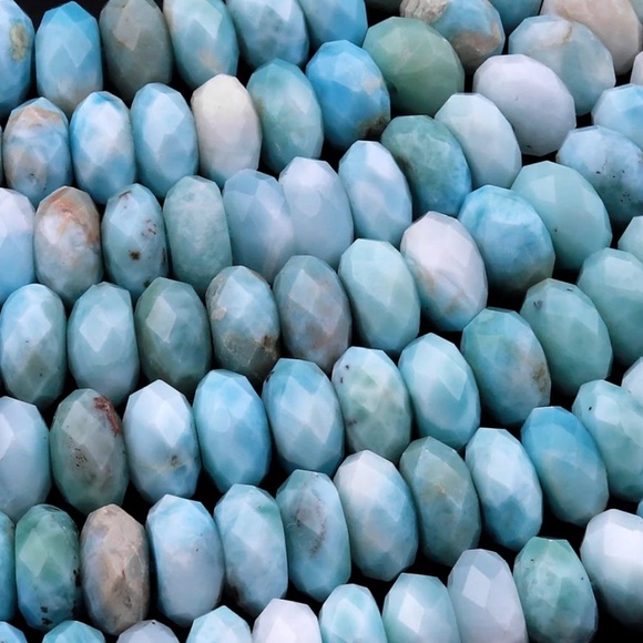 B60. Rare Faceted Blue Larimar Bracelet 8-9mm Rondelle Gem, Handmade in Maui - Picture 4 of 6